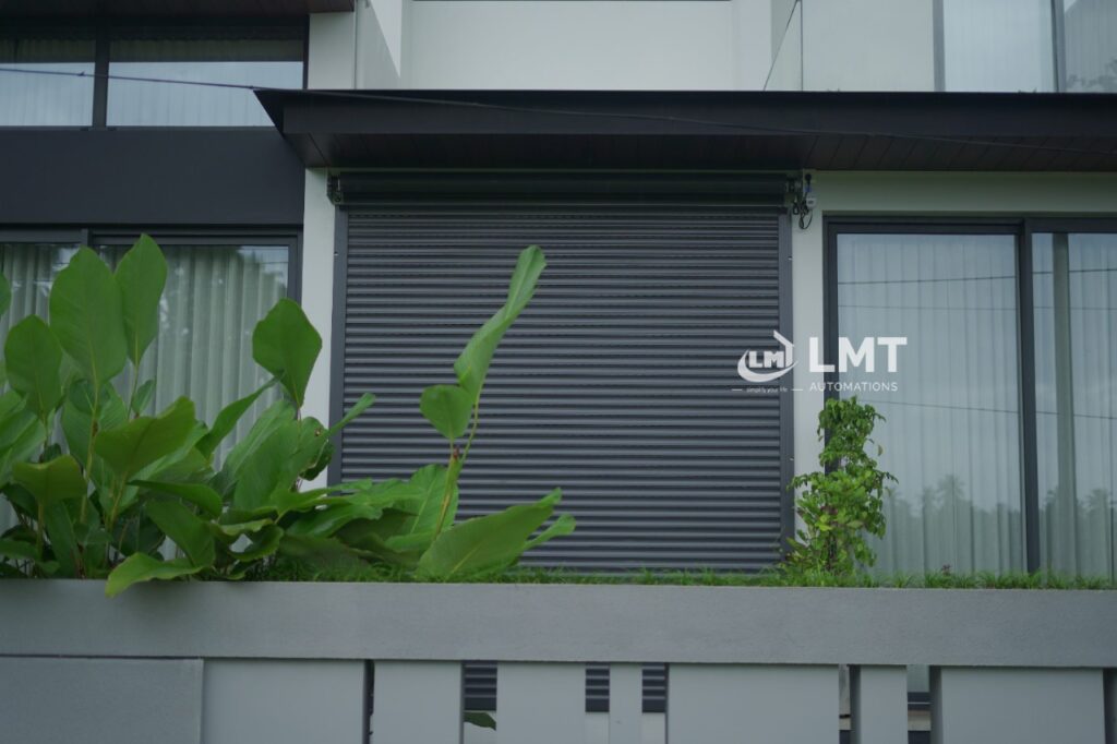 Automatic shutters